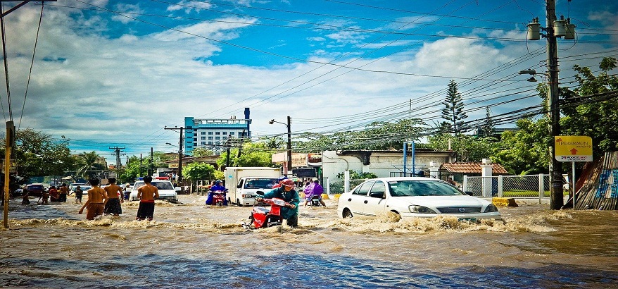 6 Langkah yang Harus Dilakukan Ketika Motor Mogok Terendam Banjir
