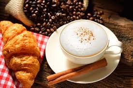 Cappuccino: Perpaduan Sempurna Espresso, Susu, dan Busa