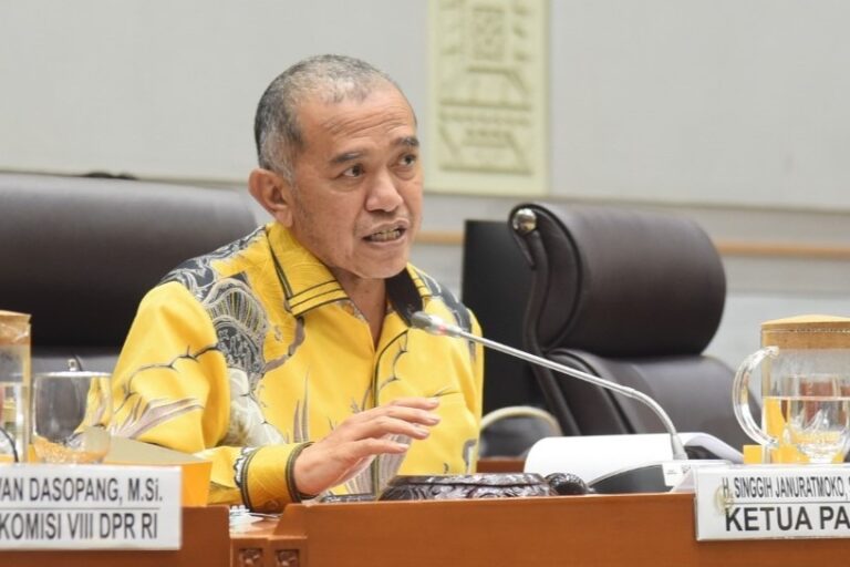 Profil Singgih Januratmoko: Wakil Rakyat yang Setia Menyuarakan Aspirasi Rakyat Kecil