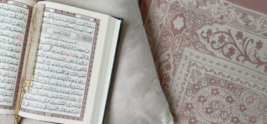 Hafalan Al-Quran: Menumbuhkan Kedekatan Spiritual dan Disiplin Diri