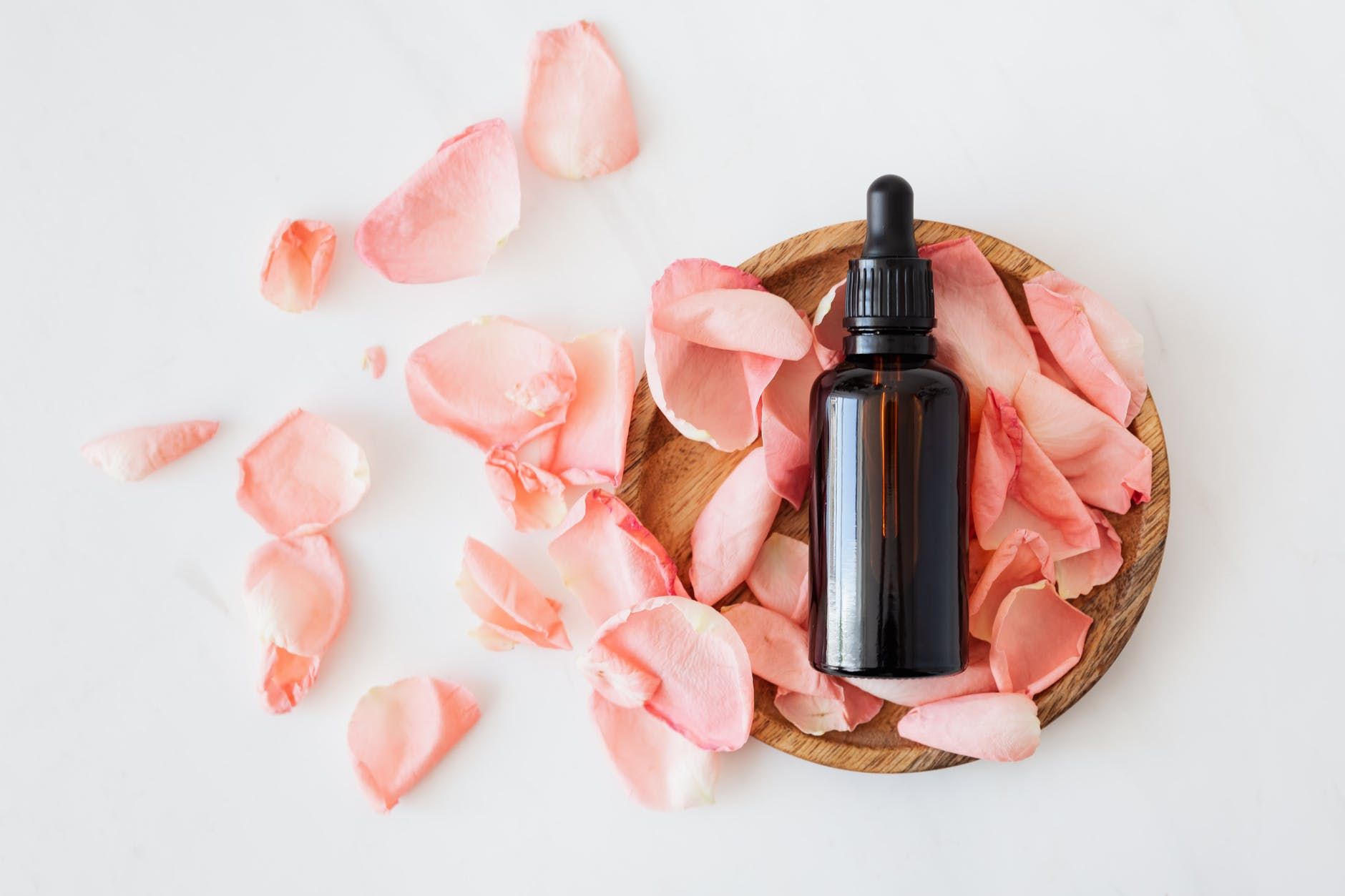Skincare Lokal: Keberhasilan Skincare Scarlett dalam Mendorong Promosi Produk Lokal