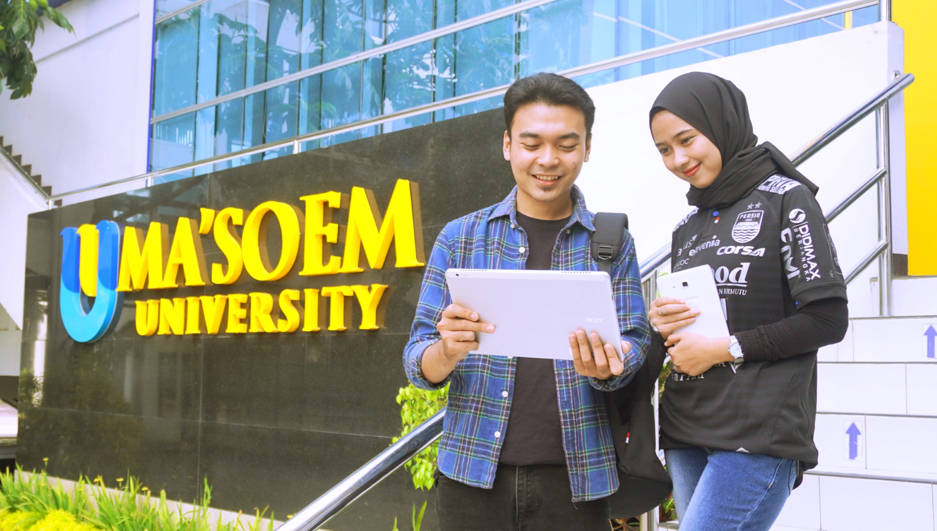 Perbandingan Kelas Karyawan: Mengapa Universitas Ma'soem Menonjol di Bandung