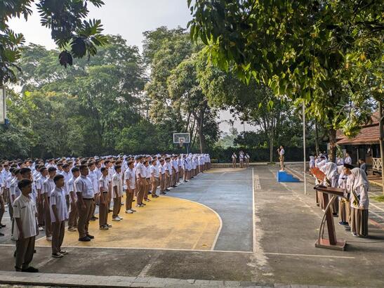 Perbandingan SMP Islam Boarding School di Bandung: Mana yang Cocok untuk Anak Anda?