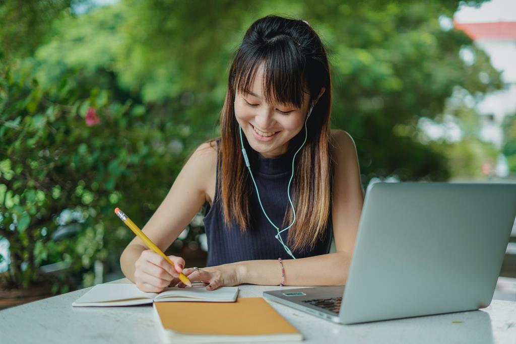 Apa Itu Tes TOEFL? Cara Menjaga Motivasi Selama Proses Belajar