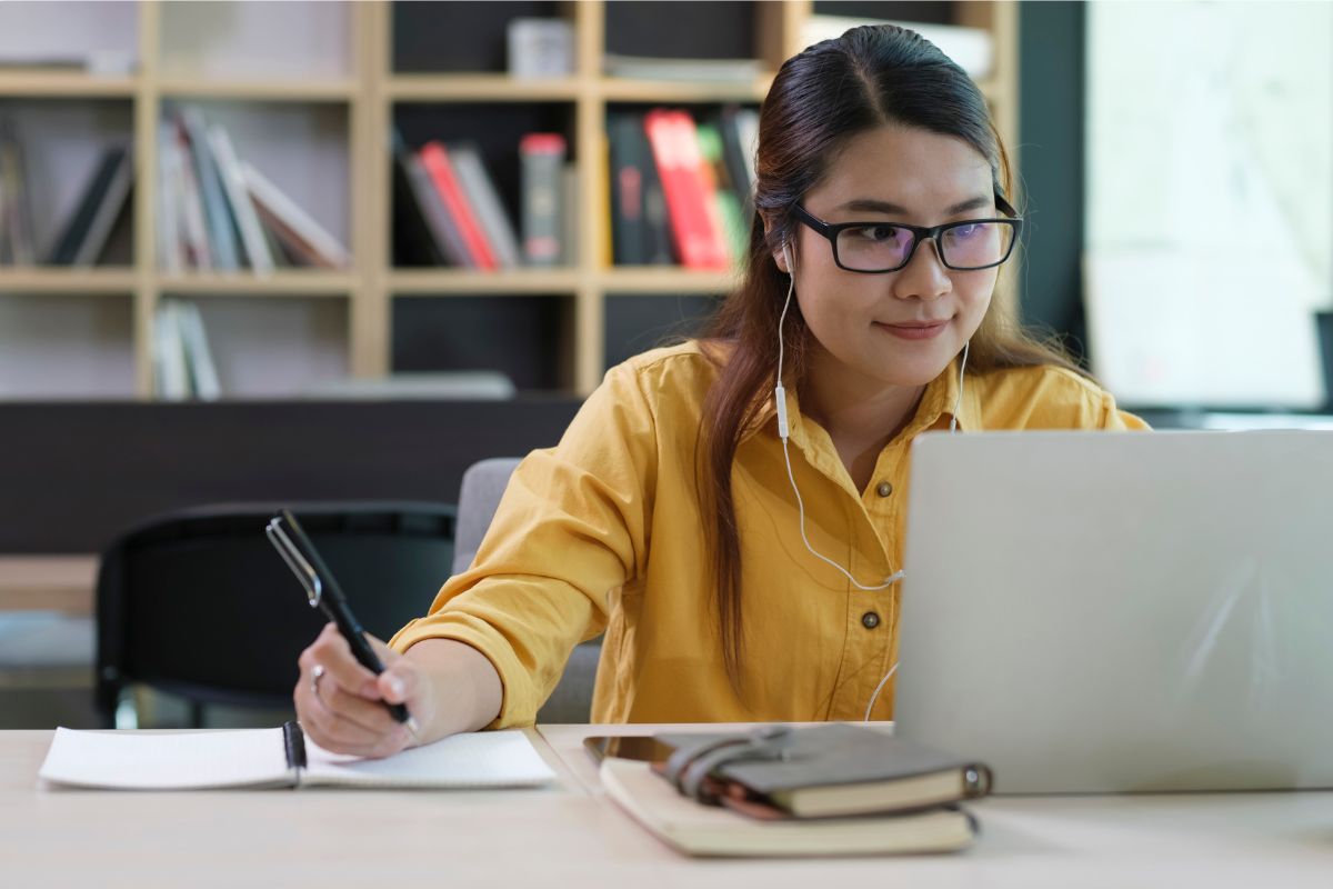 Tryout Online Masuk Perguruan Tinggi Khusus Ujian Mandiri: Fokus pada Soal Asli Kampus