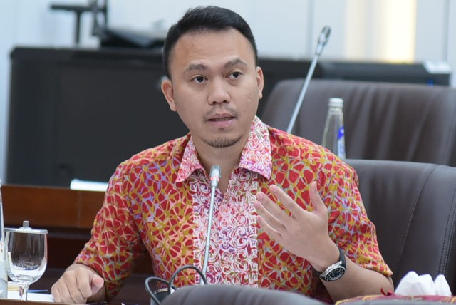 Mengenal Lebih Dekat: Profil Muhammad Husein Fadlulloh (Gerindra) Daerah Pemilihan Jawa Barat XI